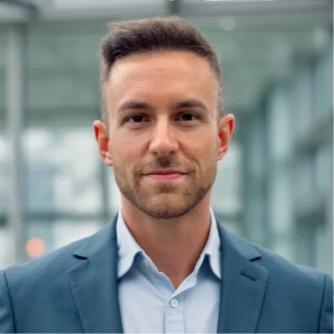 Alex Martín. Marketing lead